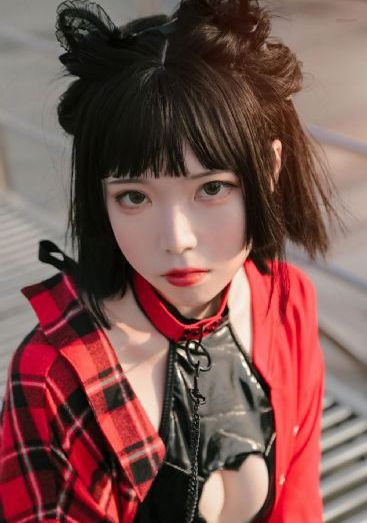 国产经典皮裤野战在线_720神马影院手机在线