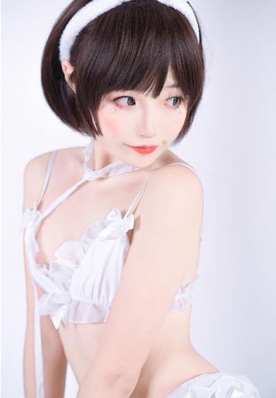 美女一丝不佳一级毛片大屁股_蓝光免费观看韩国
