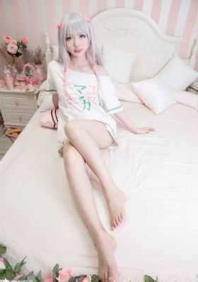 欧美嫁接睫毛_HD高清视频观看