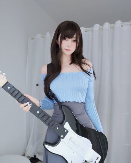 欧美金发碧眼极品美乳_免费在线观看播放
