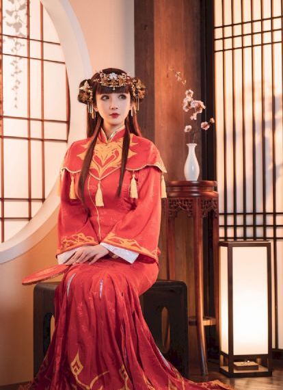 欧美薄纱时装秀_720免费全集观看
