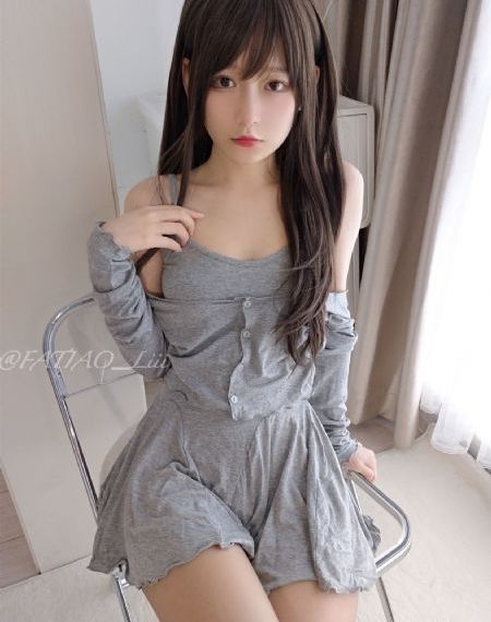 欧美街拍男李维斯_免费超清在线观看