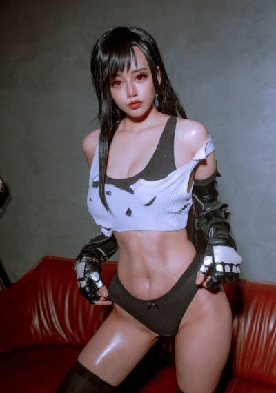 欧美裸体模特艺术_电影在线观看免费
