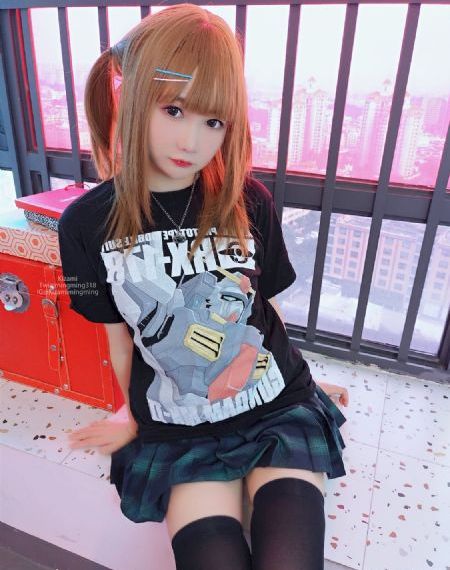 欧美美女直播助阵_青苹果乐园免费高清观看