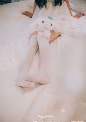 成人蜜臀av在线播放不卡_720迅雷电影在线