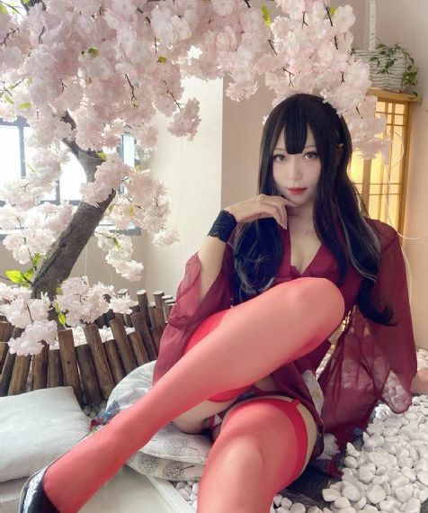 欧美女装连体短裤_4K免费观看韩国