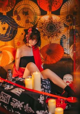 欧美三人合唱_神马电影免费观看